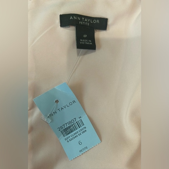 Ann Taylor Elegant Pink Ruffle midi Dress size 6p NWT - Picture 5 of 5